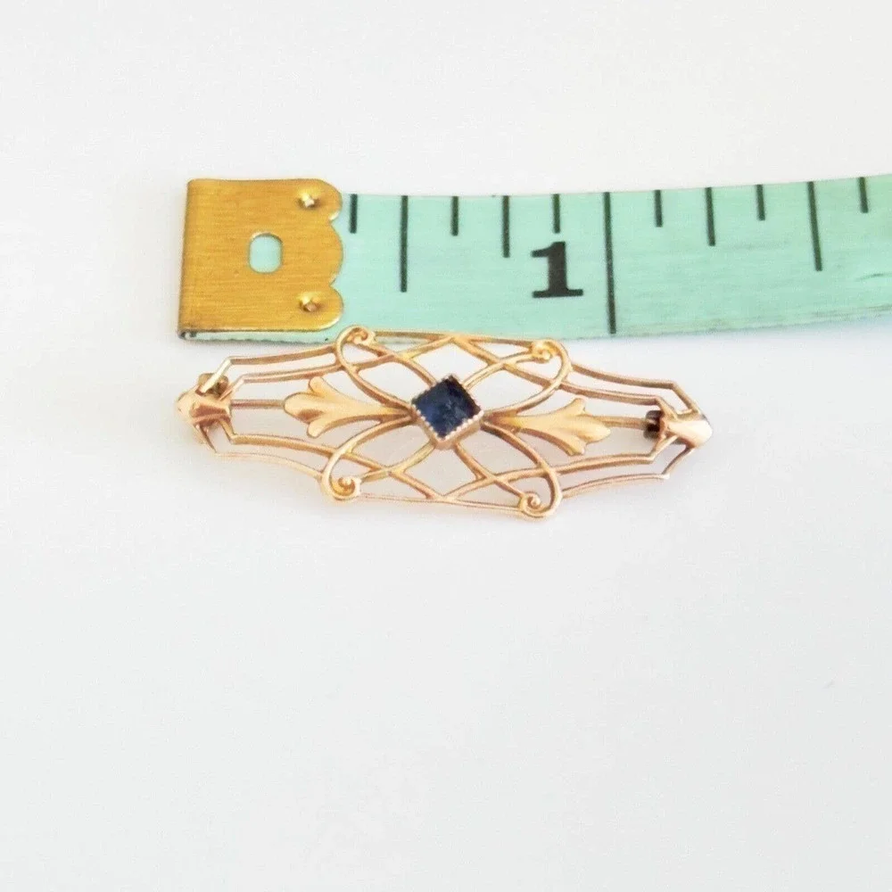 Vintage 10K Yellow Gold Blue Stone Small Brooch Pin